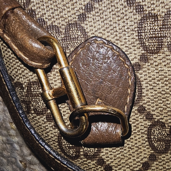 Vintage Gucci GG Supreme Web Sherry Line Shoulder Bag - Picture 7 of 16